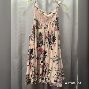 Torrid size 3 High neck floral top